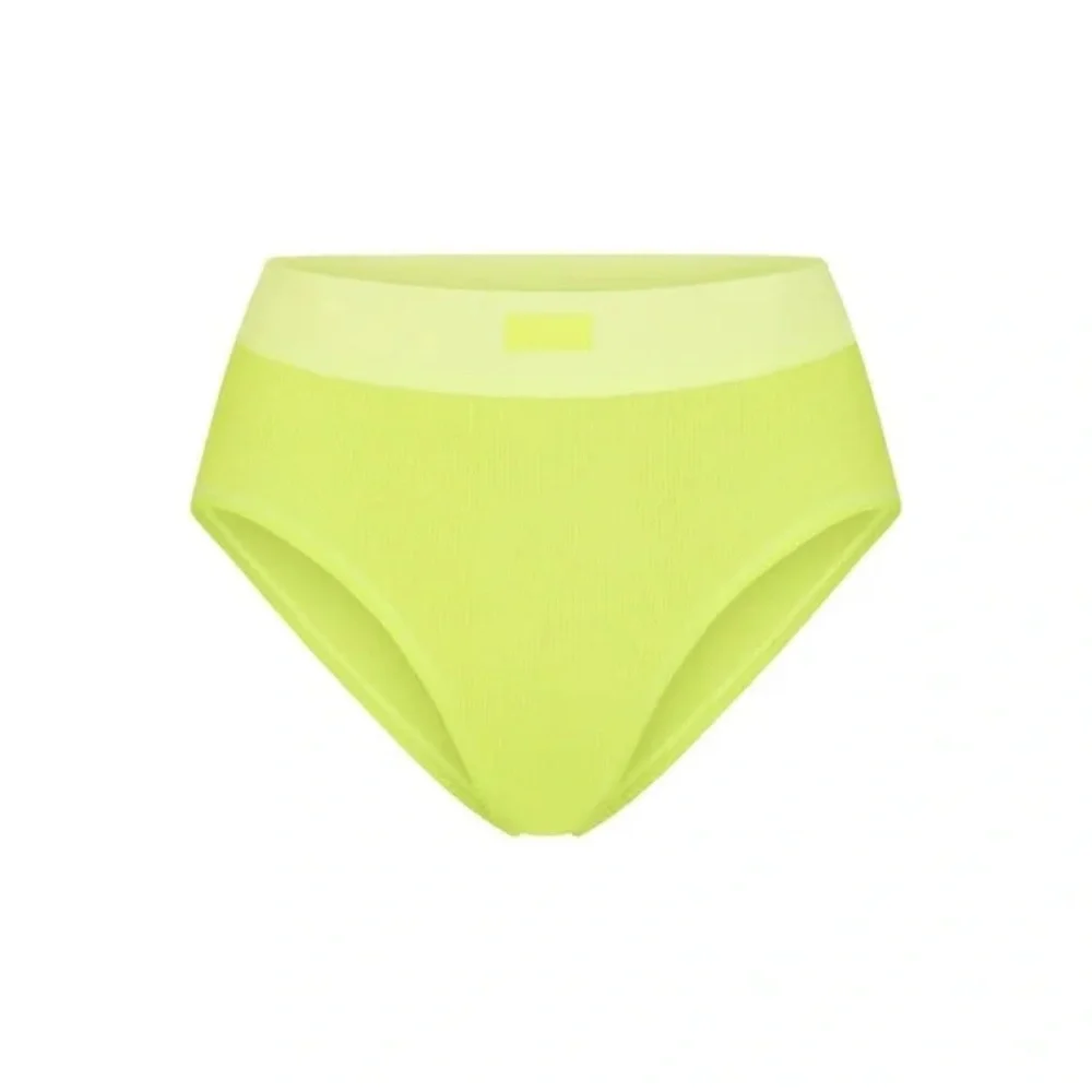 SKIMS COTTON RIB MID RISE BRIEF DAFFODIL Size medium